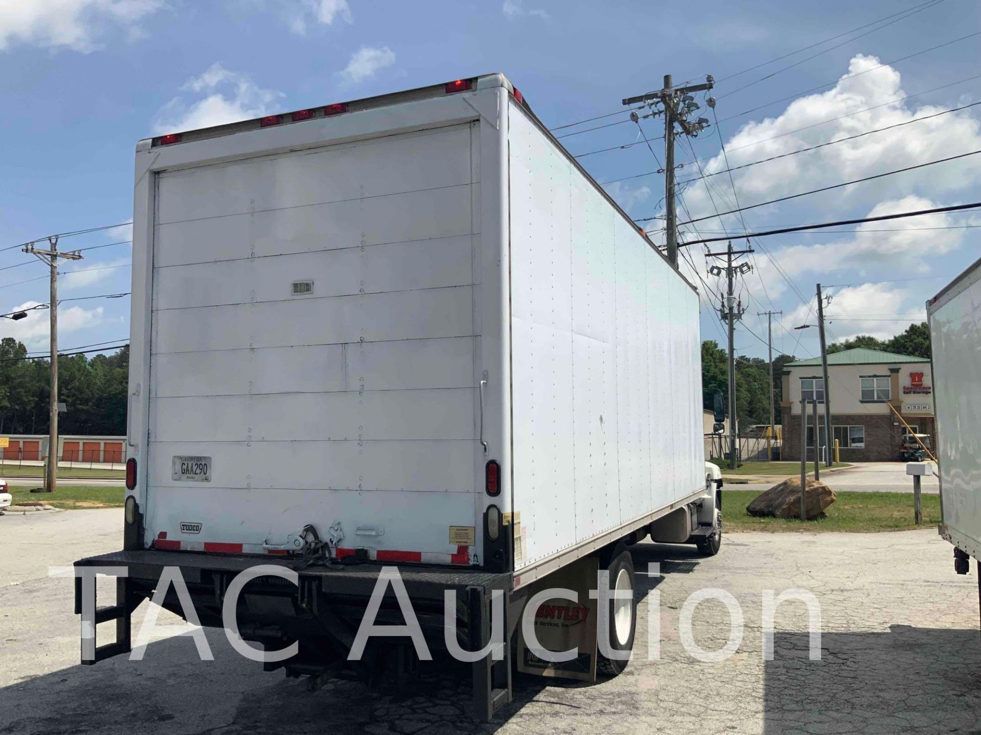 2007 Hino 268 26FT Box Truck With Lift Gate - Image 6 of 82