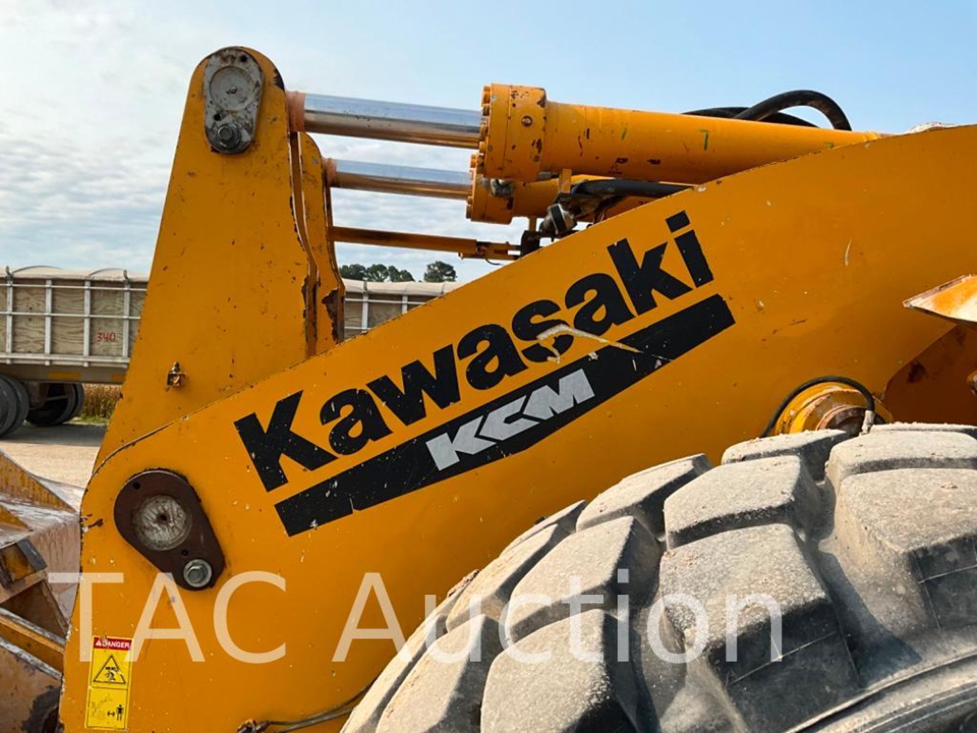 2016 Kawasaki 95Z7 Wheel Loader - Image 9 of 33