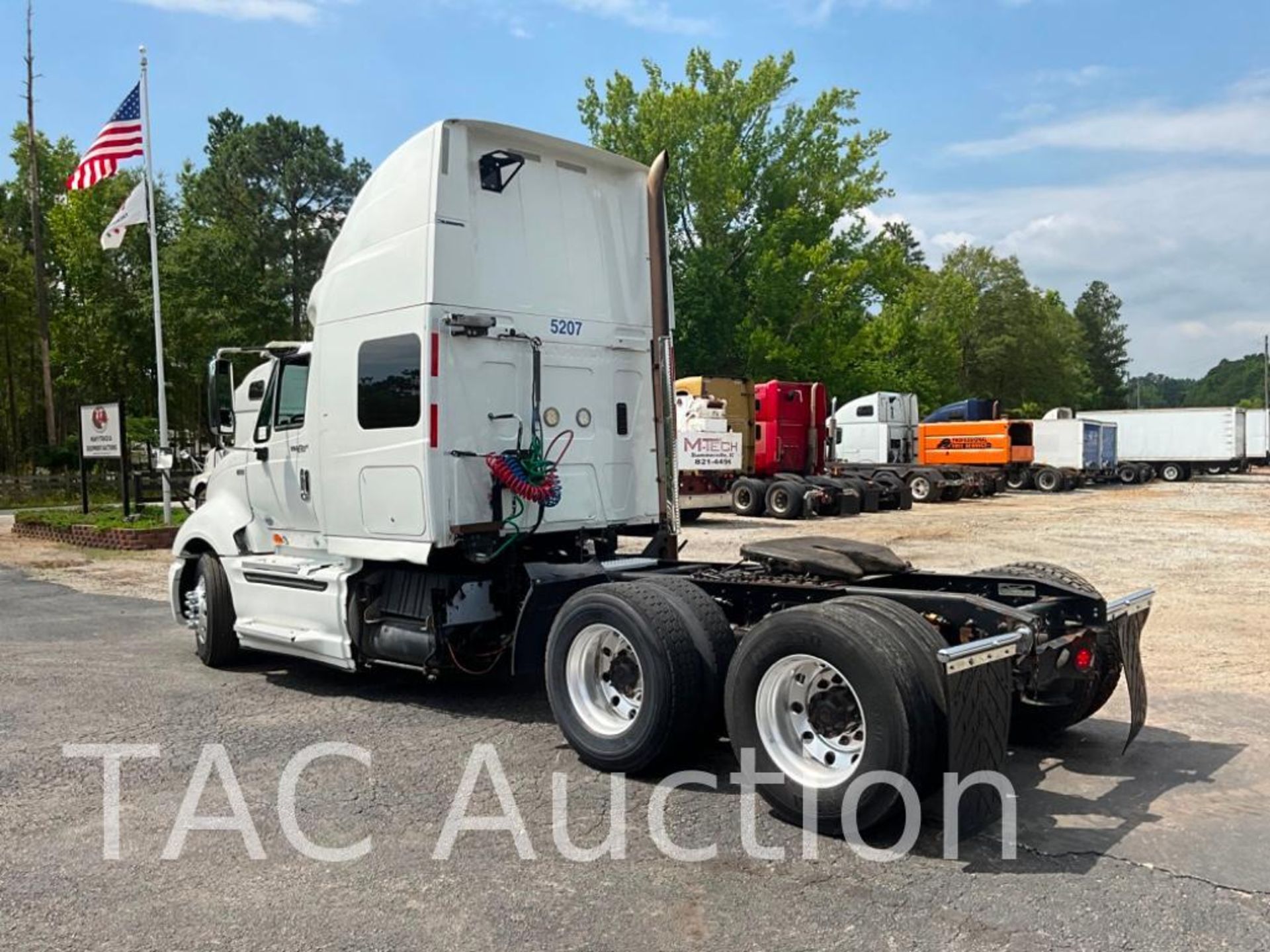 2013 International ProStar Sleeper Truck - Image 3 of 69