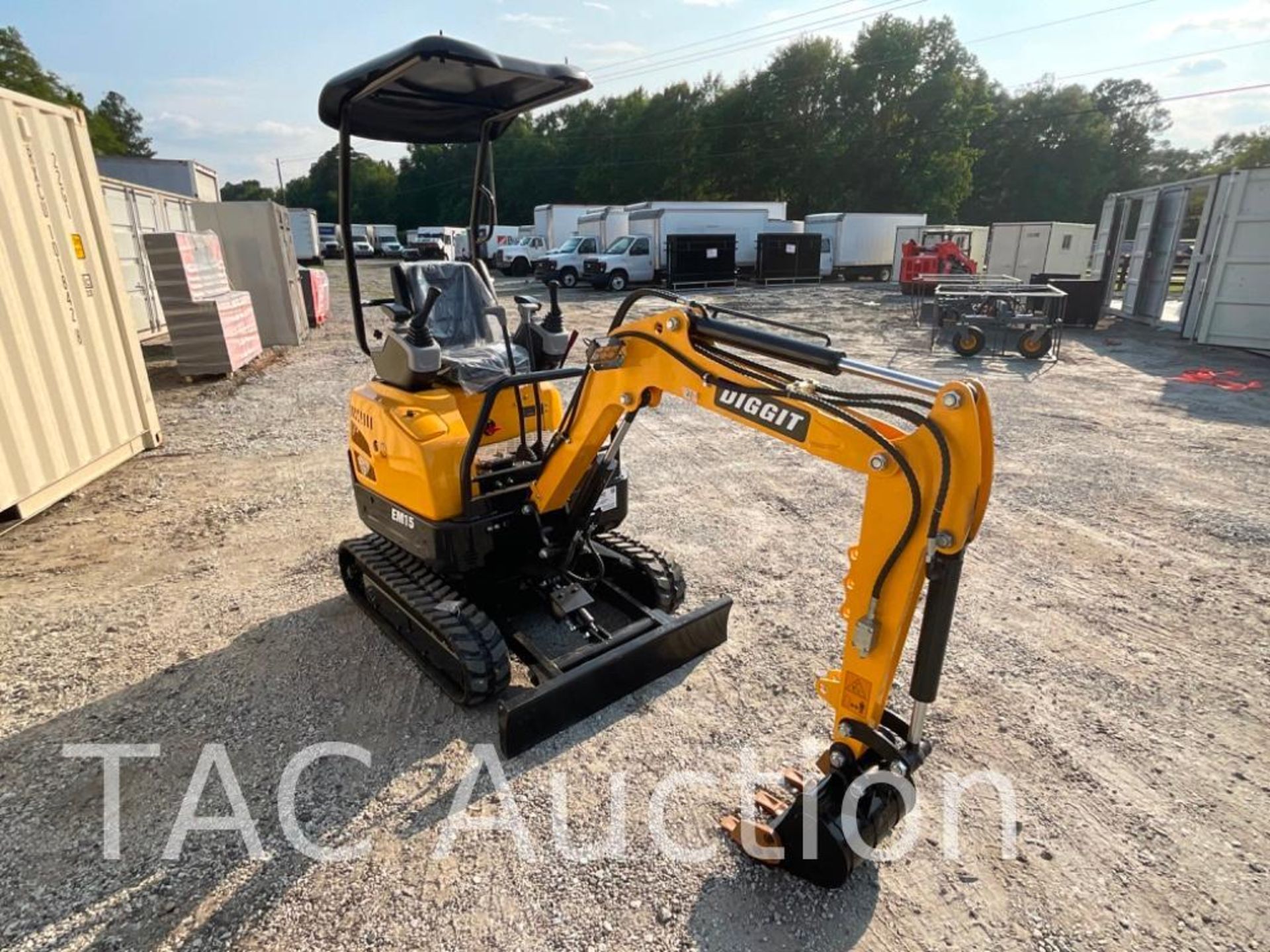 New 2023 Diggit EM15 Mini Excavator - Image 7 of 18