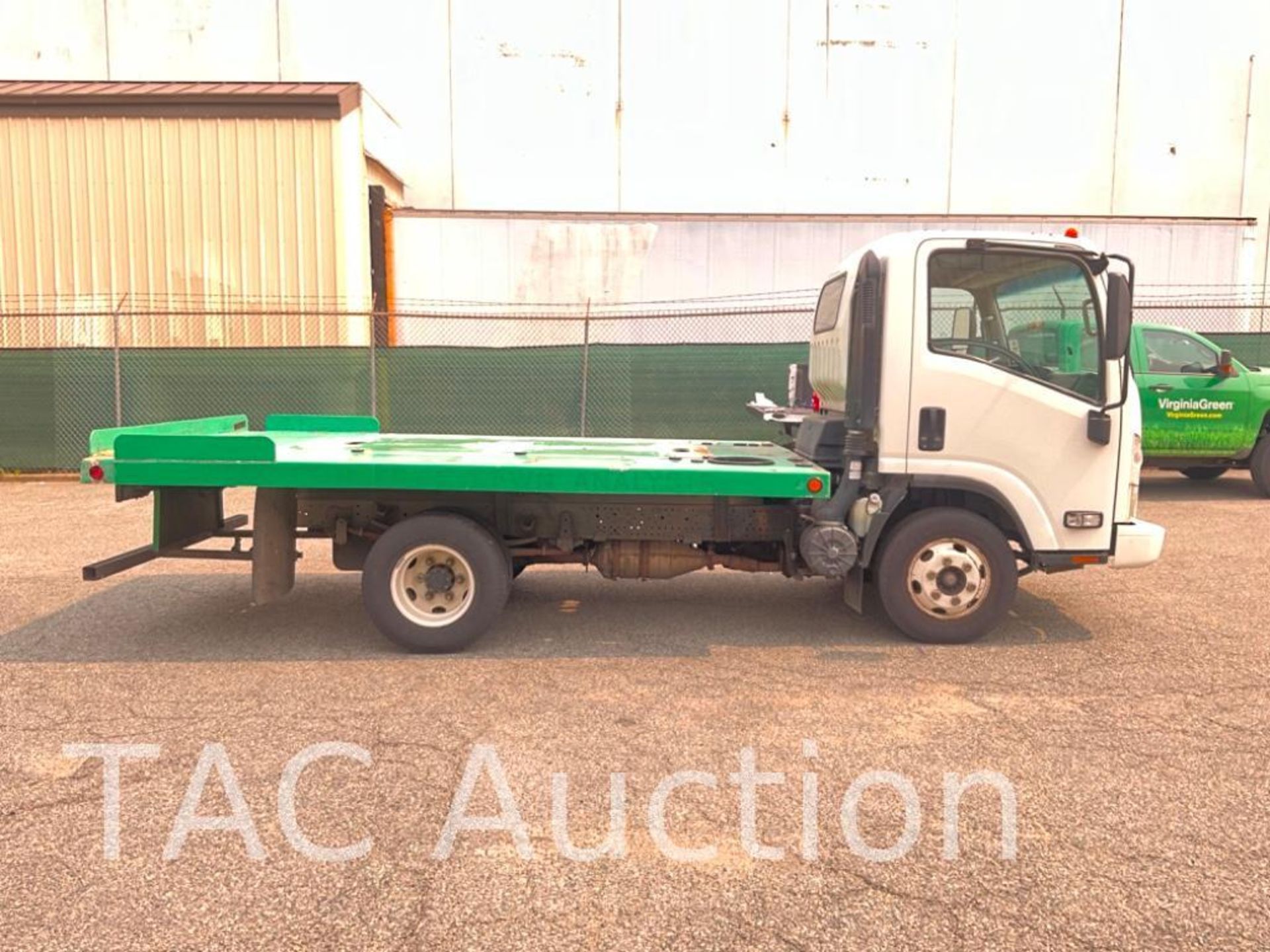 2008 Isuzu NPR - HD Flatbed Truck - Image 7 of 43