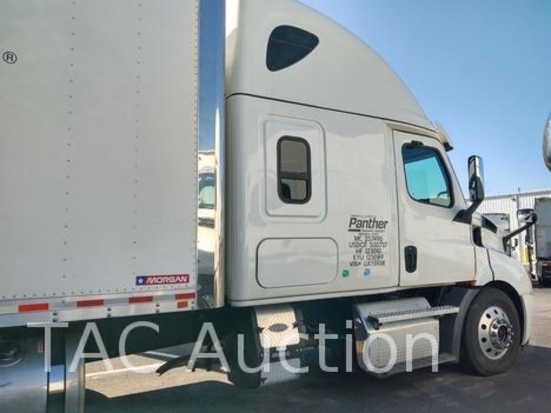 2020 Freightliner Cascadia 126 Expediter Truck - Image 10 of 98