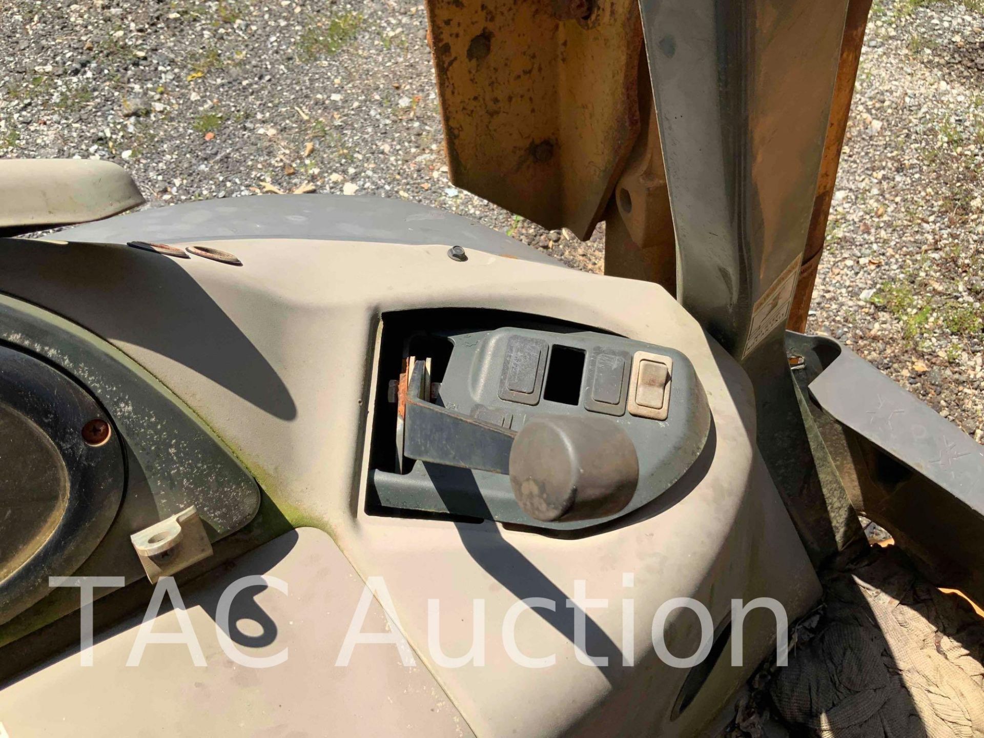 2006 Case 580M 4X4 Backhoe Loader - Image 18 of 45