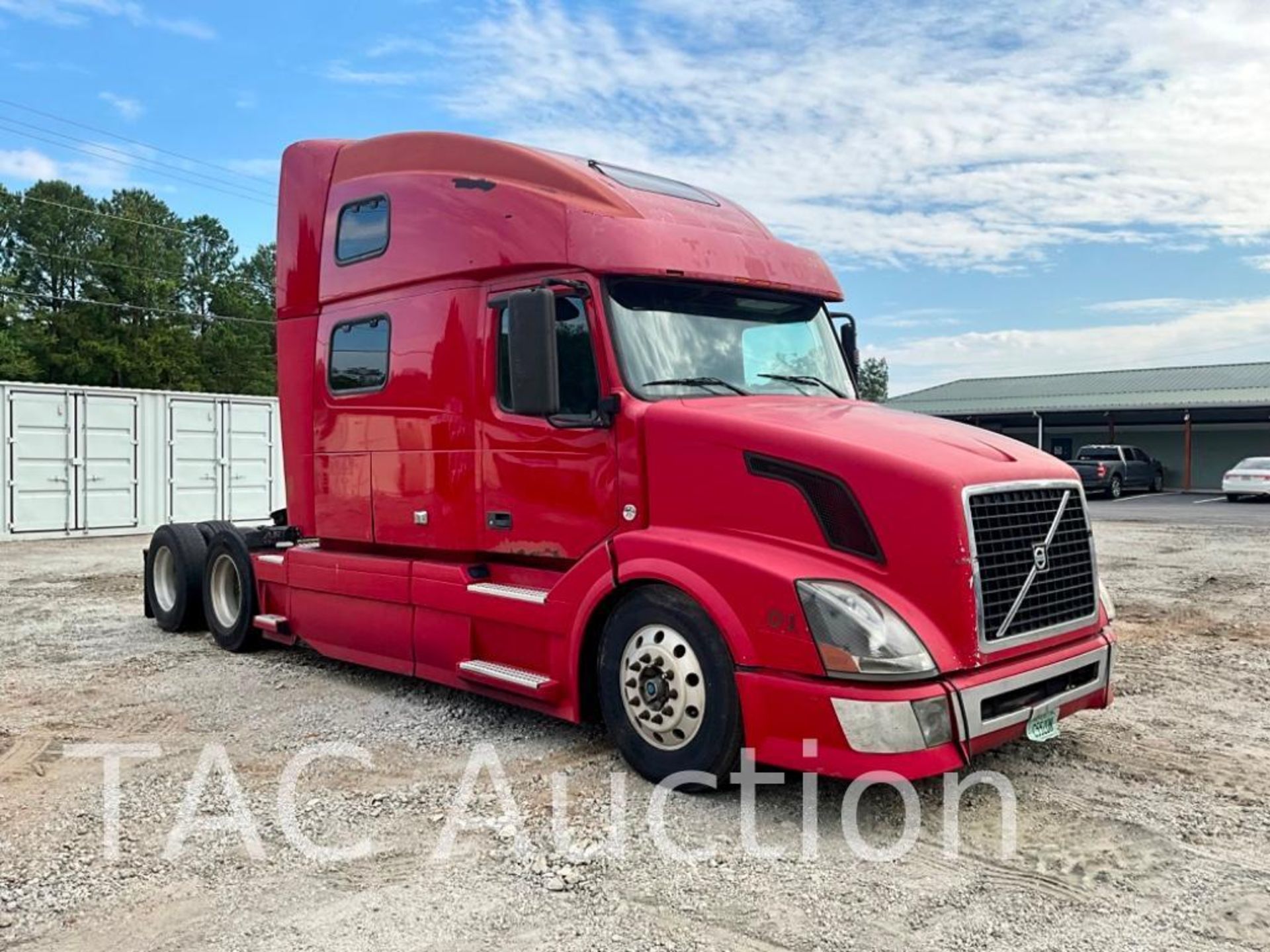 2007 Volvo VNL Sleeper Truck - Image 7 of 76