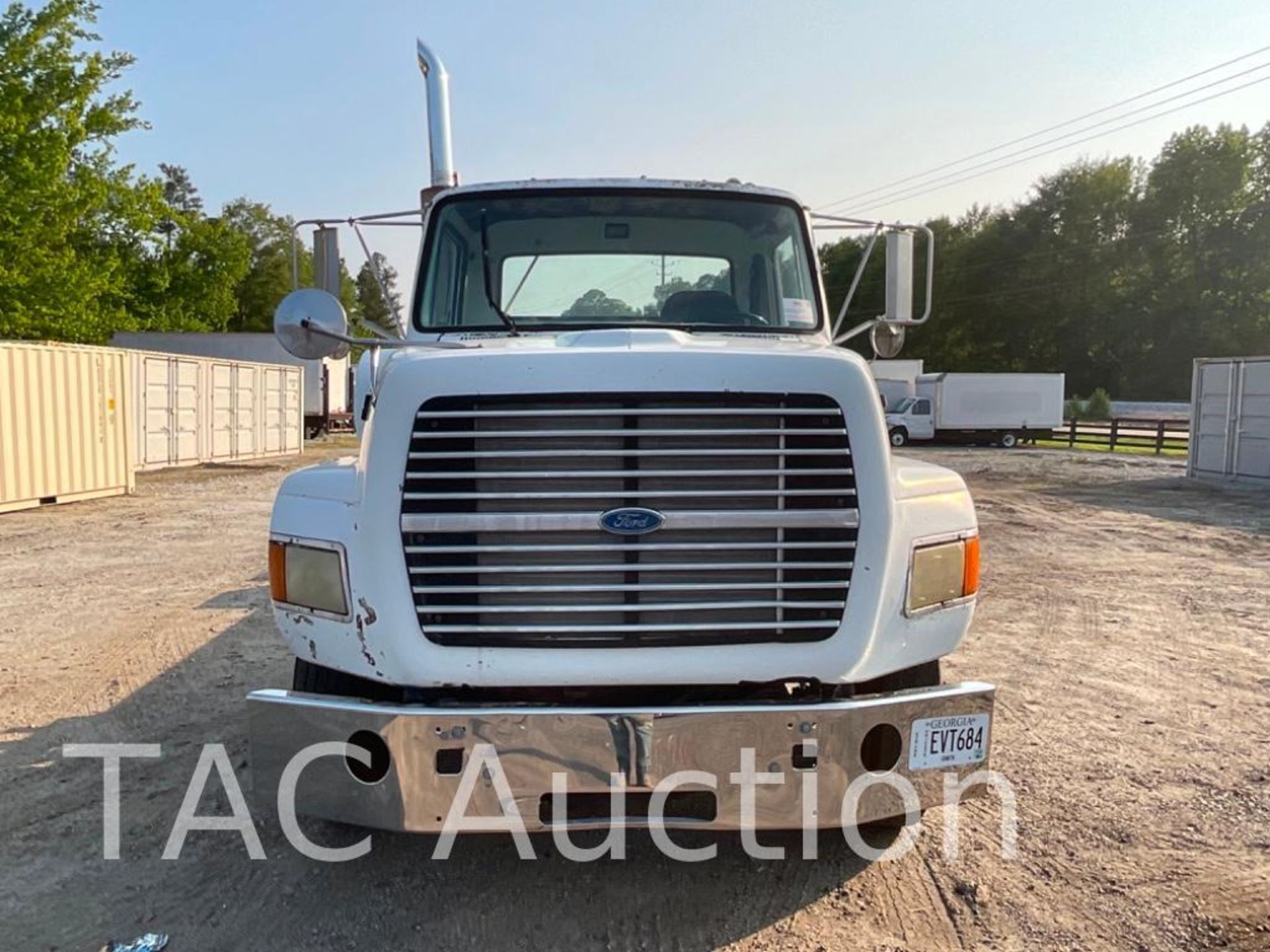 1995 Ford LA9000 Roll Off Truck - Image 8 of 51