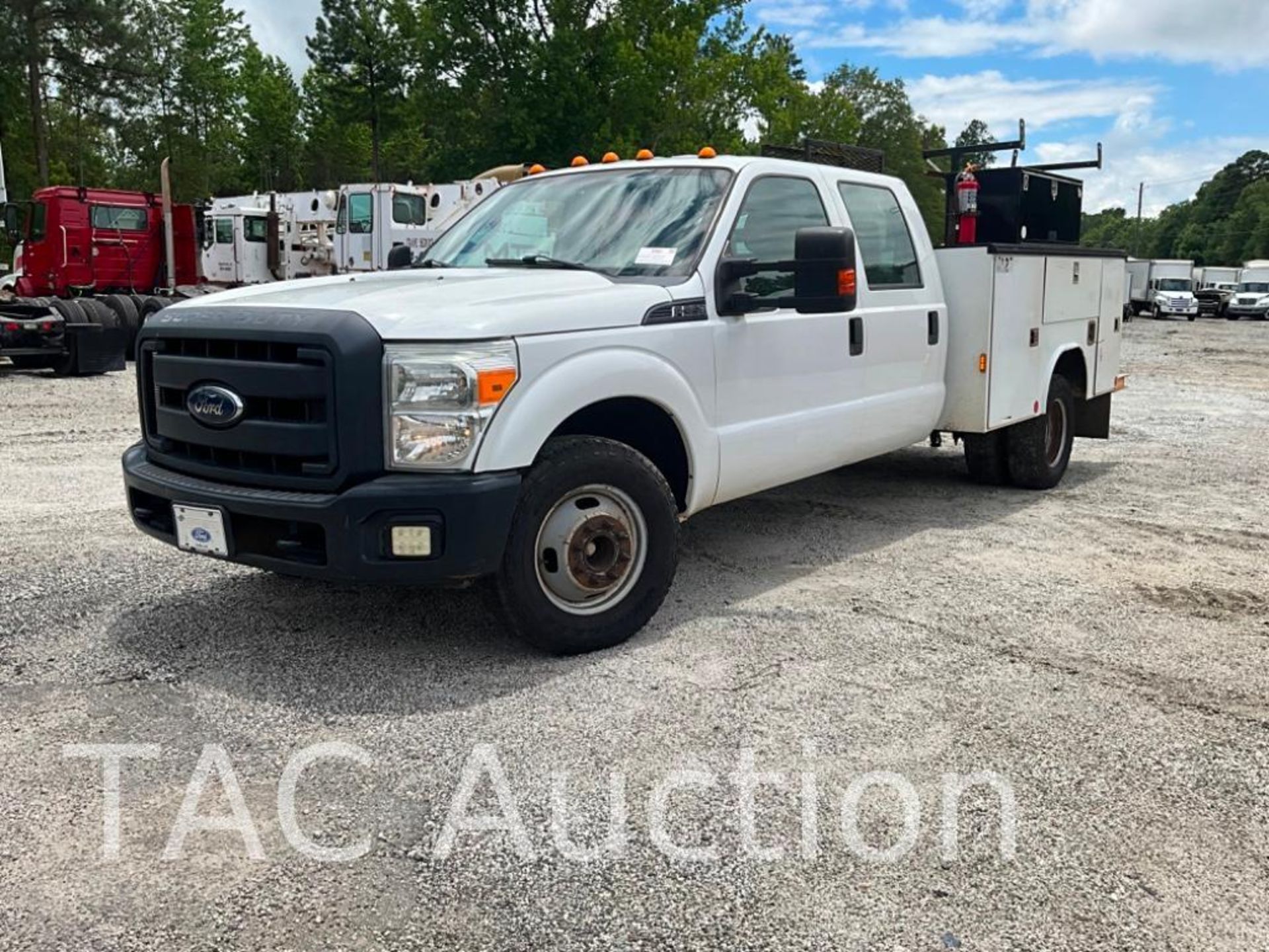 2014 Ford F-350 Super Duty Crew Cab Service Truck