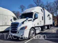 2020 Freightliner Cascadia 126 Expediter Truck