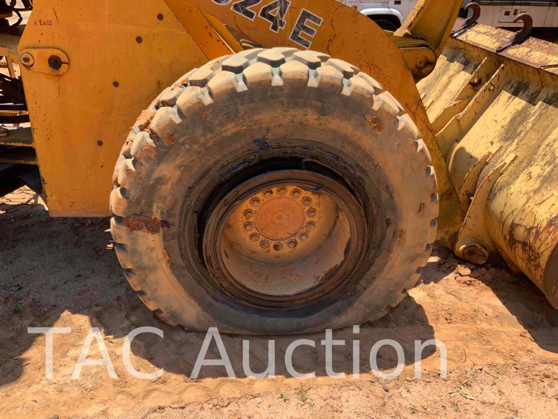 1992 John Deere 624E Wheel Loader - Image 44 of 45