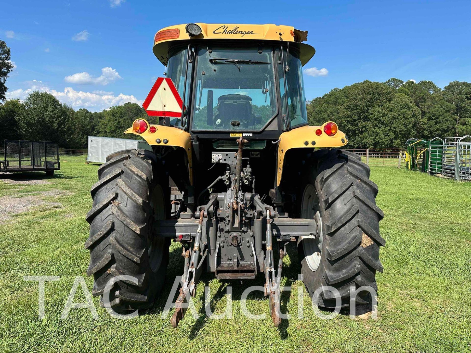 2011 Challenger MT465B 4x4 Farm Tractor - Image 5 of 37