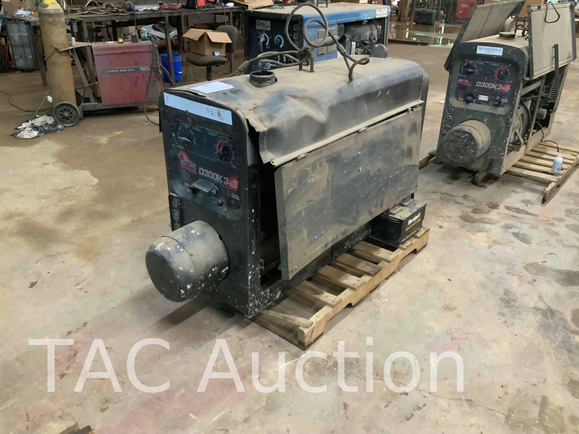 Lincoln D300K 3 + 3 Diesel Welder