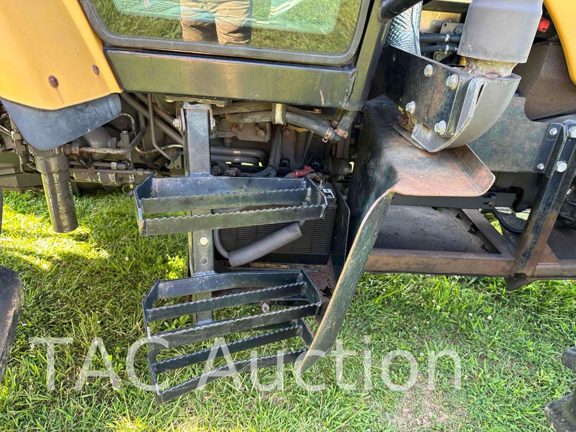 2011 Challenger MT465B 4x4 Farm Tractor - Image 14 of 37