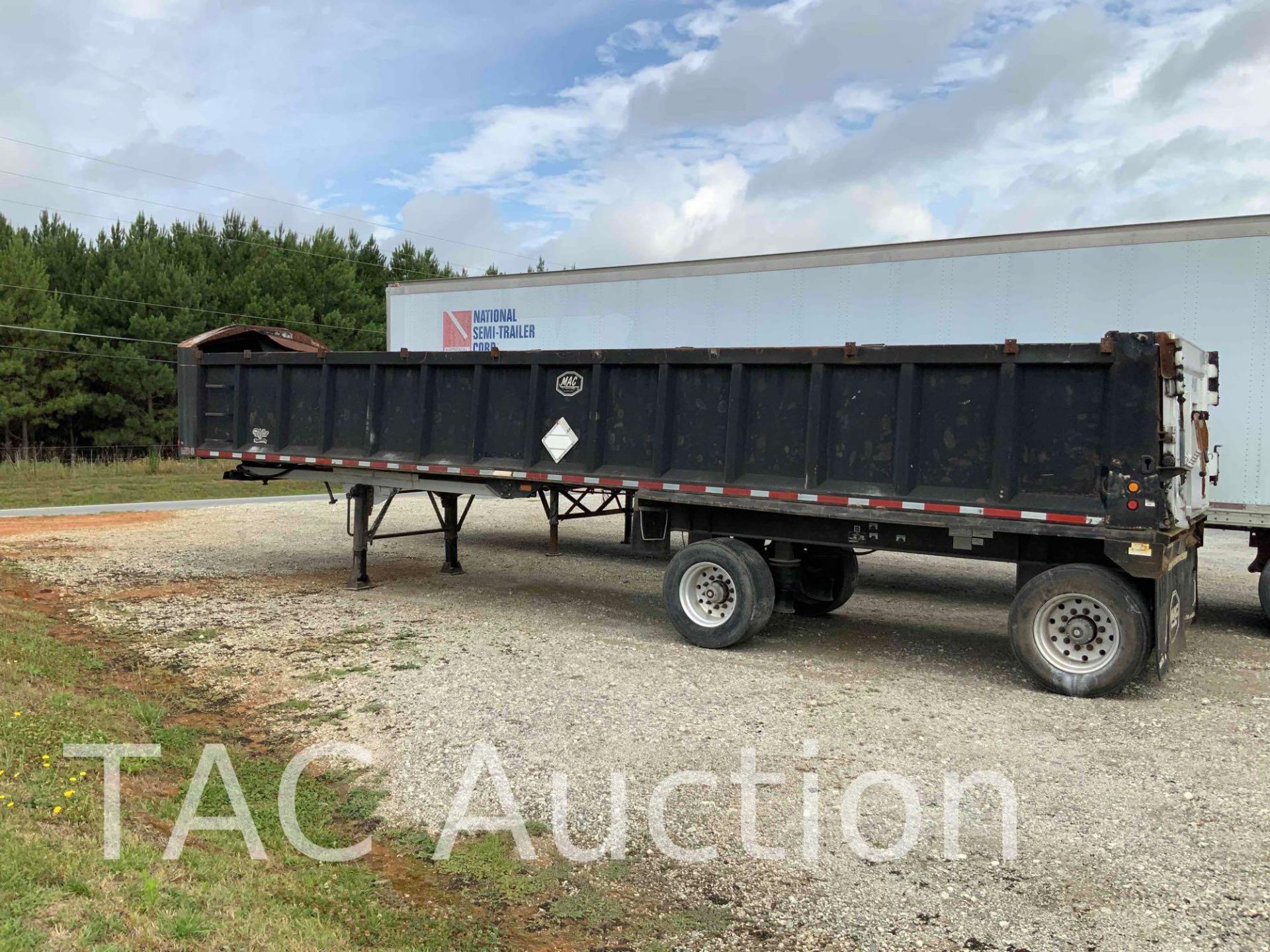 2007 MAC 39ft Steel End Dump Trailer - Image 2 of 25