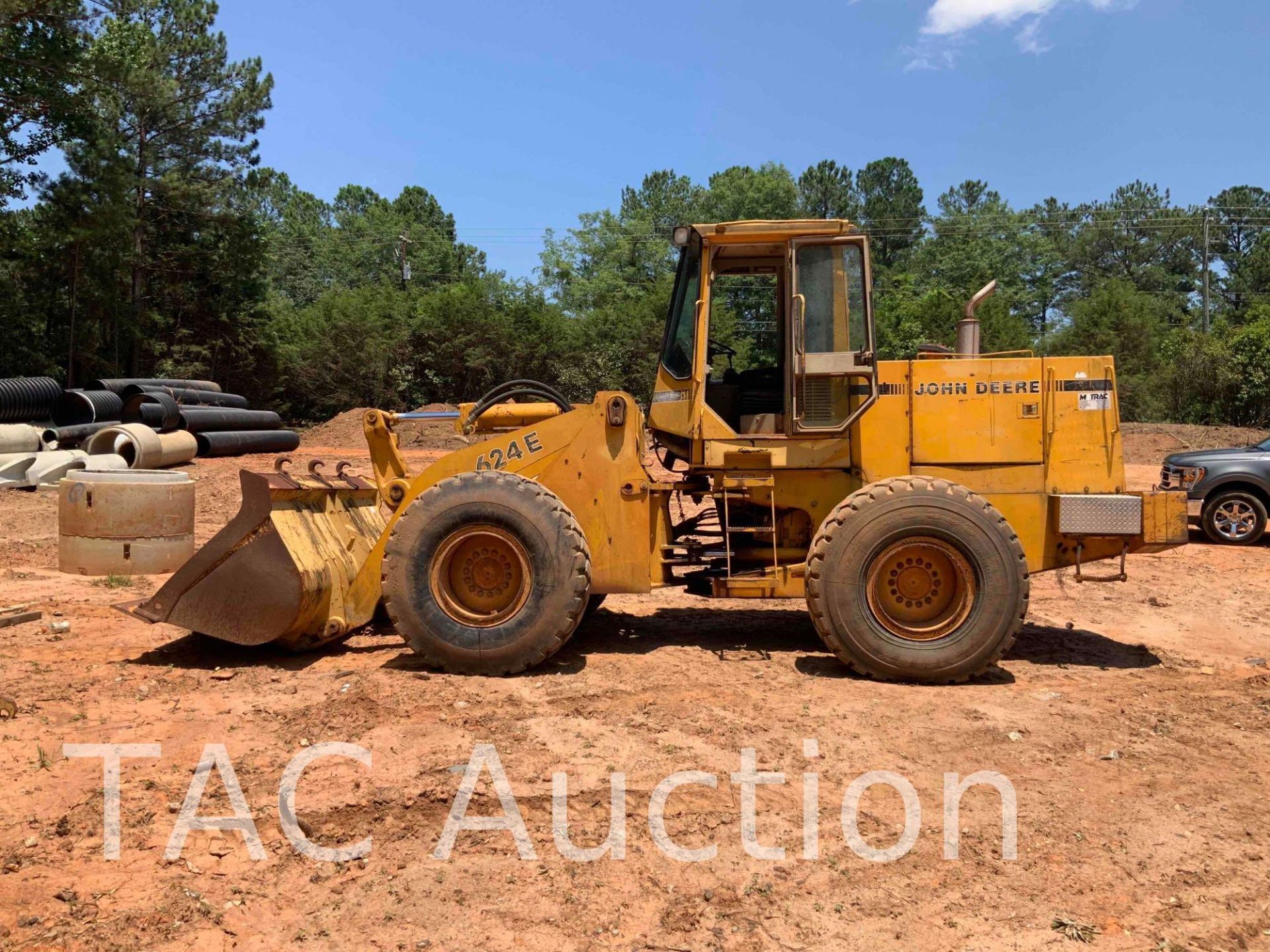 1992 John Deere 624E Wheel Loader - Image 8 of 45