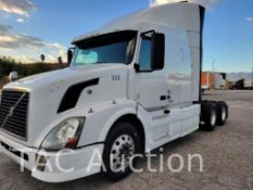 2009 Volvo VNL Sleeper Truck