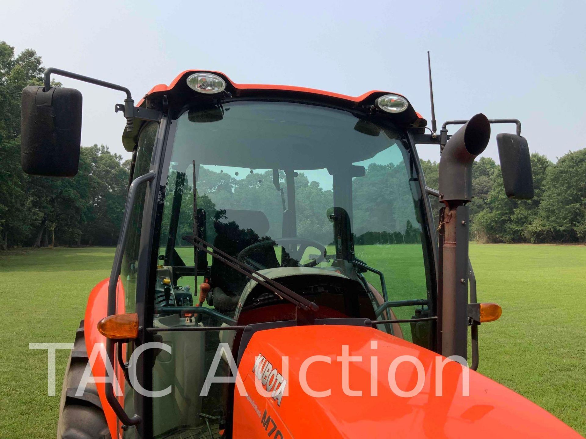 2020 Kubota M7060 Tractor - Image 9 of 43