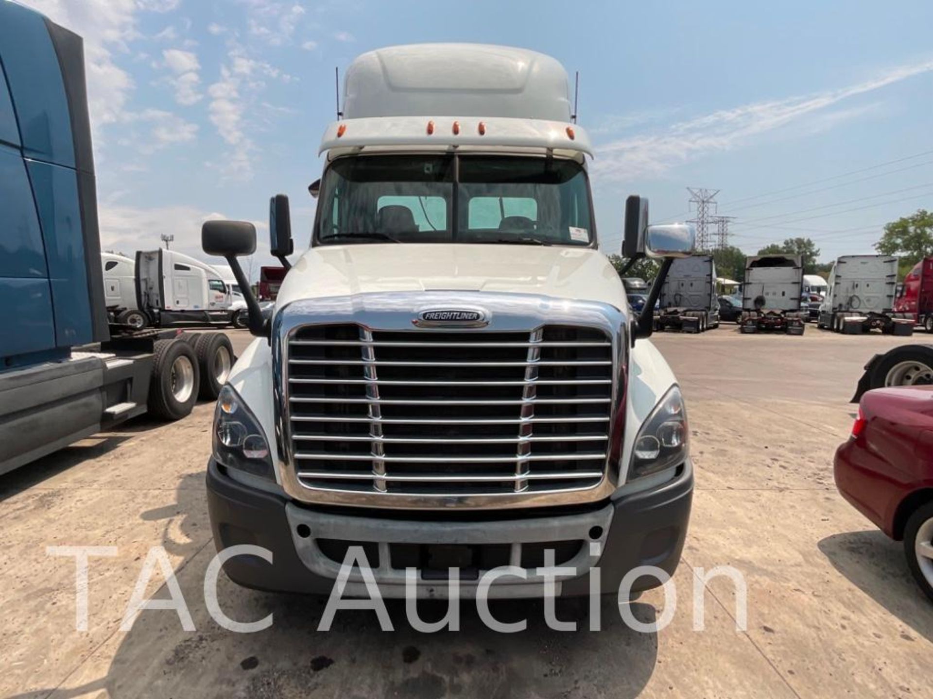 2020 Freightliner Cascadia Day Cab - Image 2 of 50