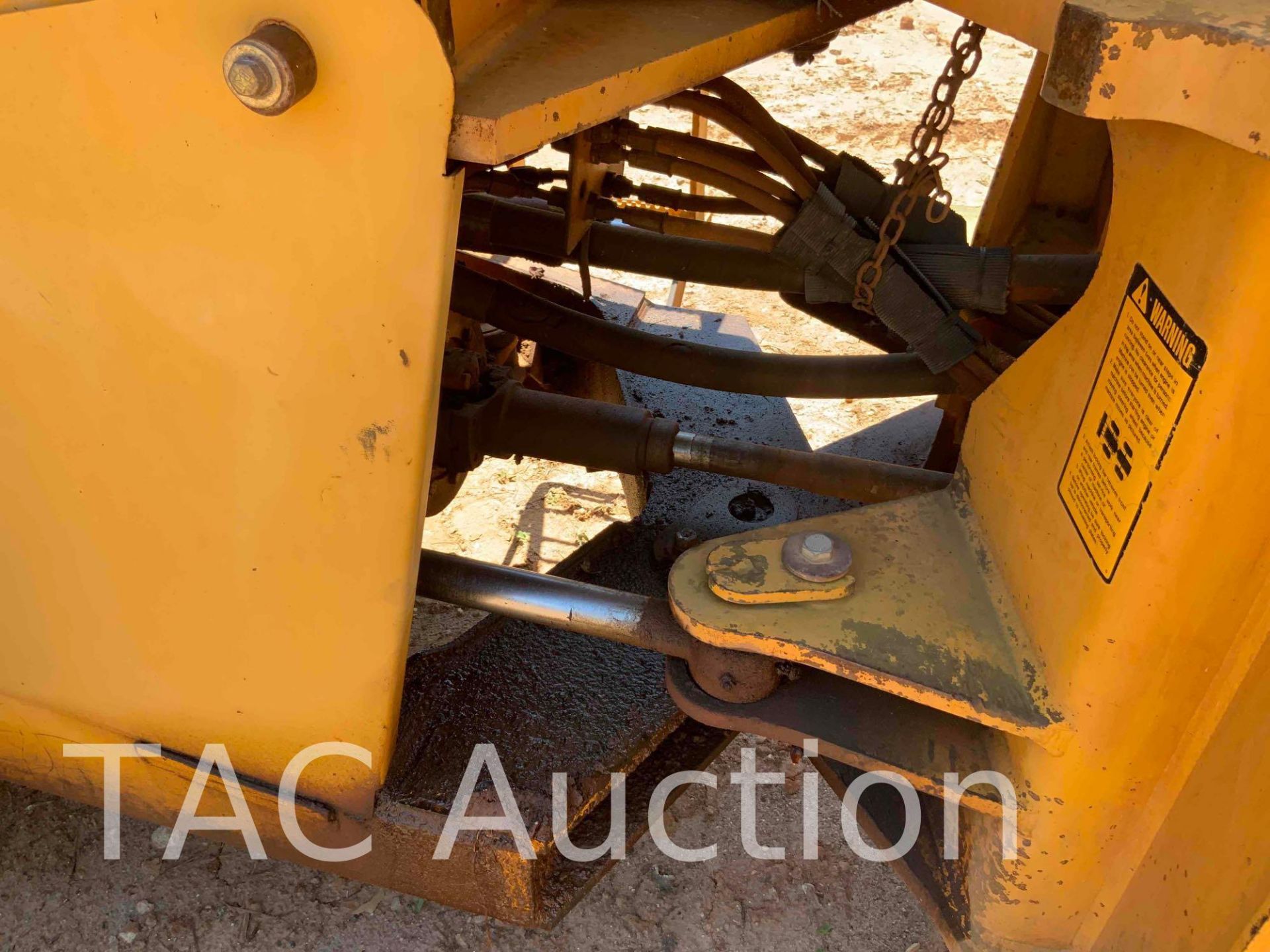 1992 John Deere 624E Wheel Loader - Image 13 of 45