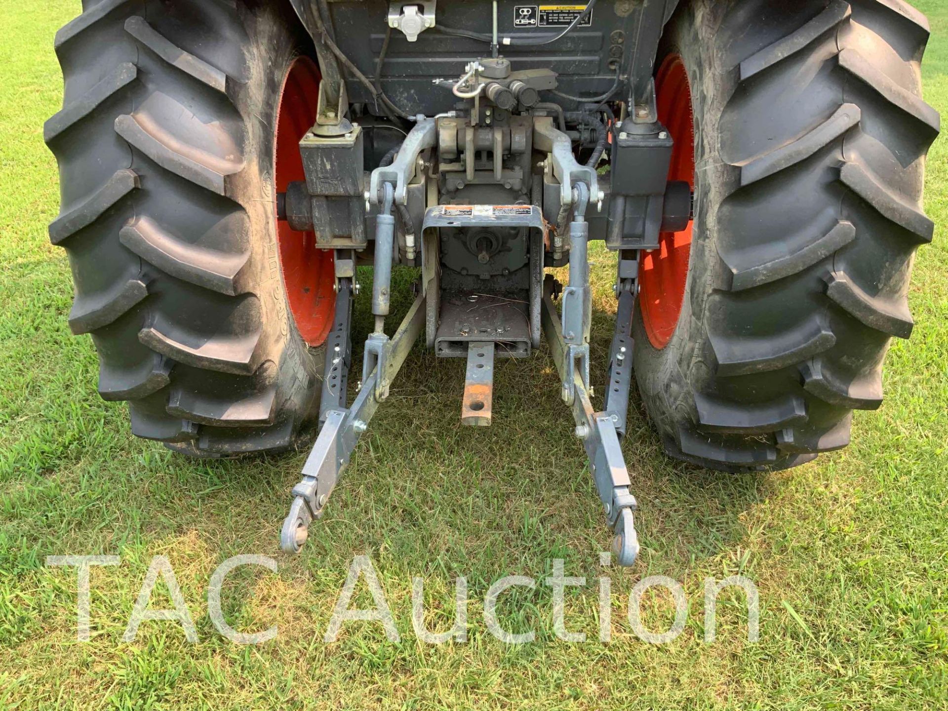2020 Kubota M7060 Tractor - Image 11 of 43