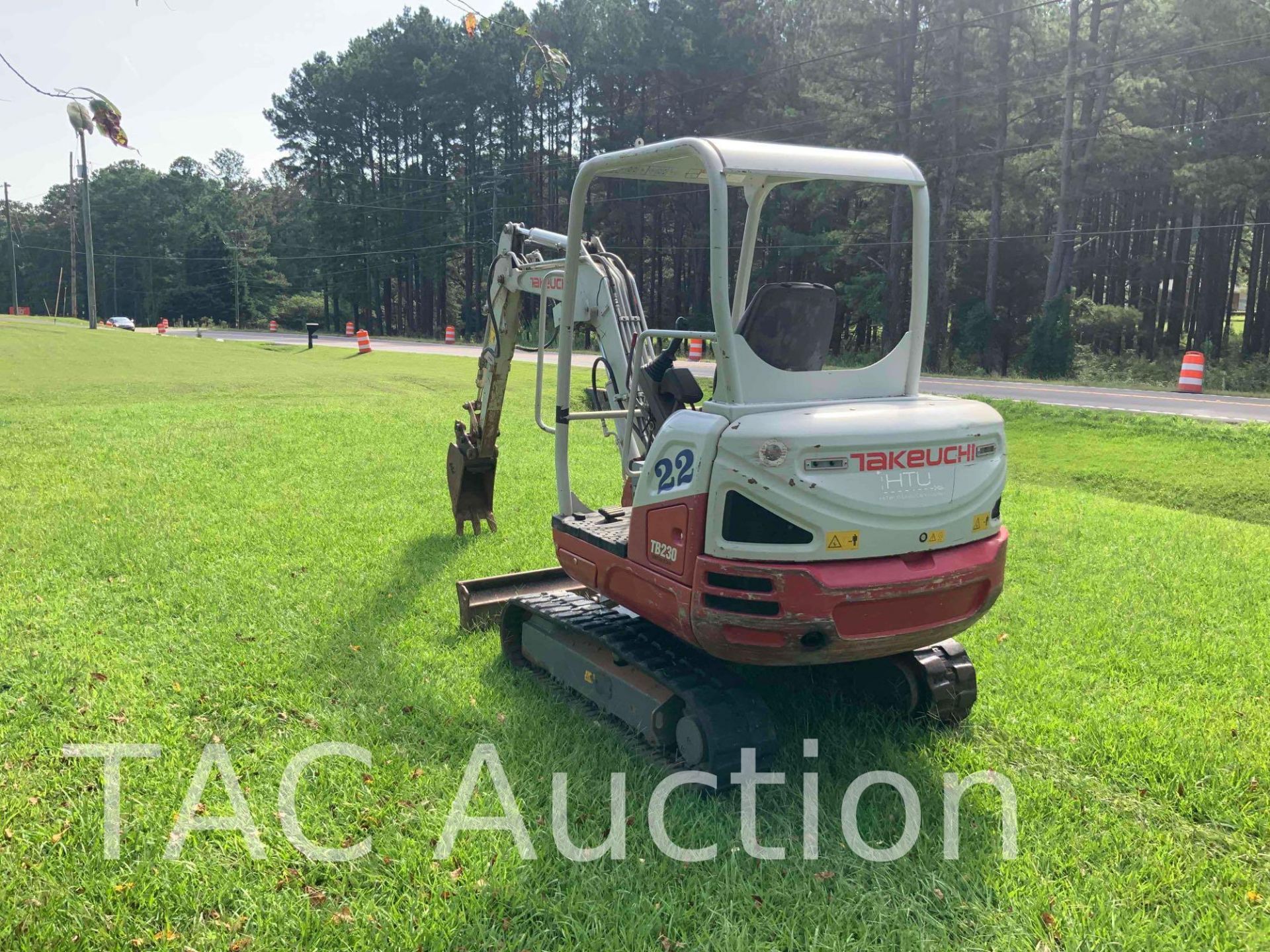 2017 Takeuchi TB230 Mini Excavator - Image 7 of 39