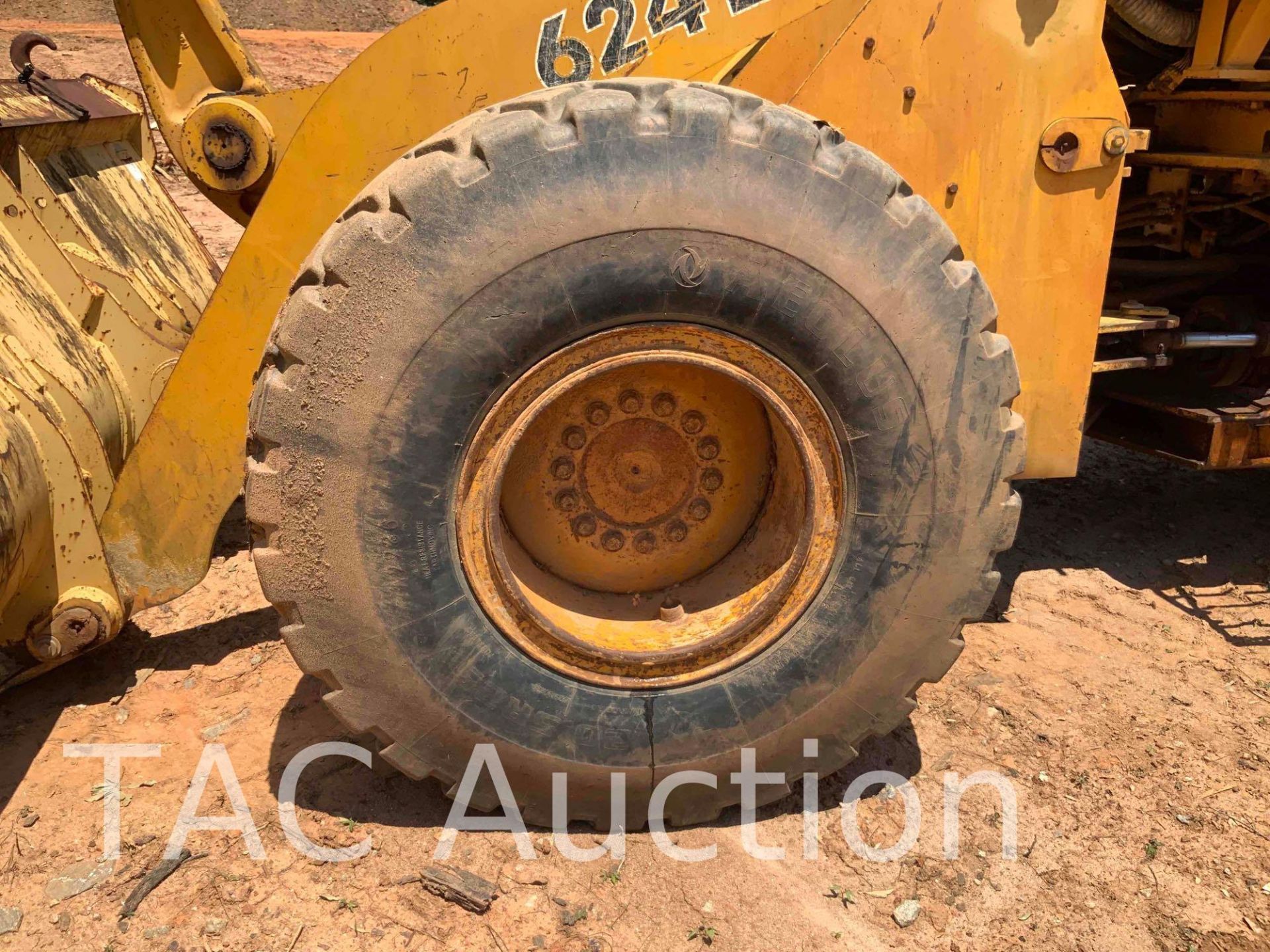 1992 John Deere 624E Wheel Loader - Image 39 of 45