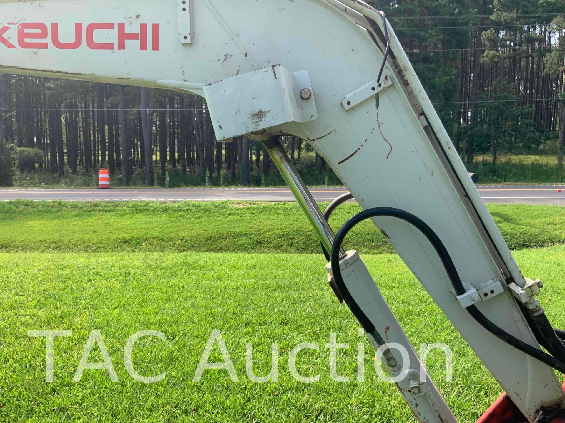 2017 Takeuchi TB230 Mini Excavator - Image 17 of 39