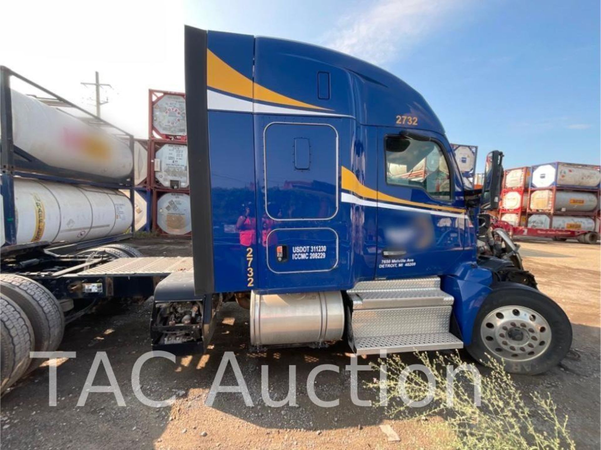 2019 Kenworth T680 Sleeper Truck - Image 6 of 50