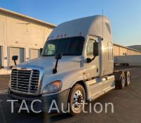 2011 Freightliner Cascadia 125 Sleeper Truck