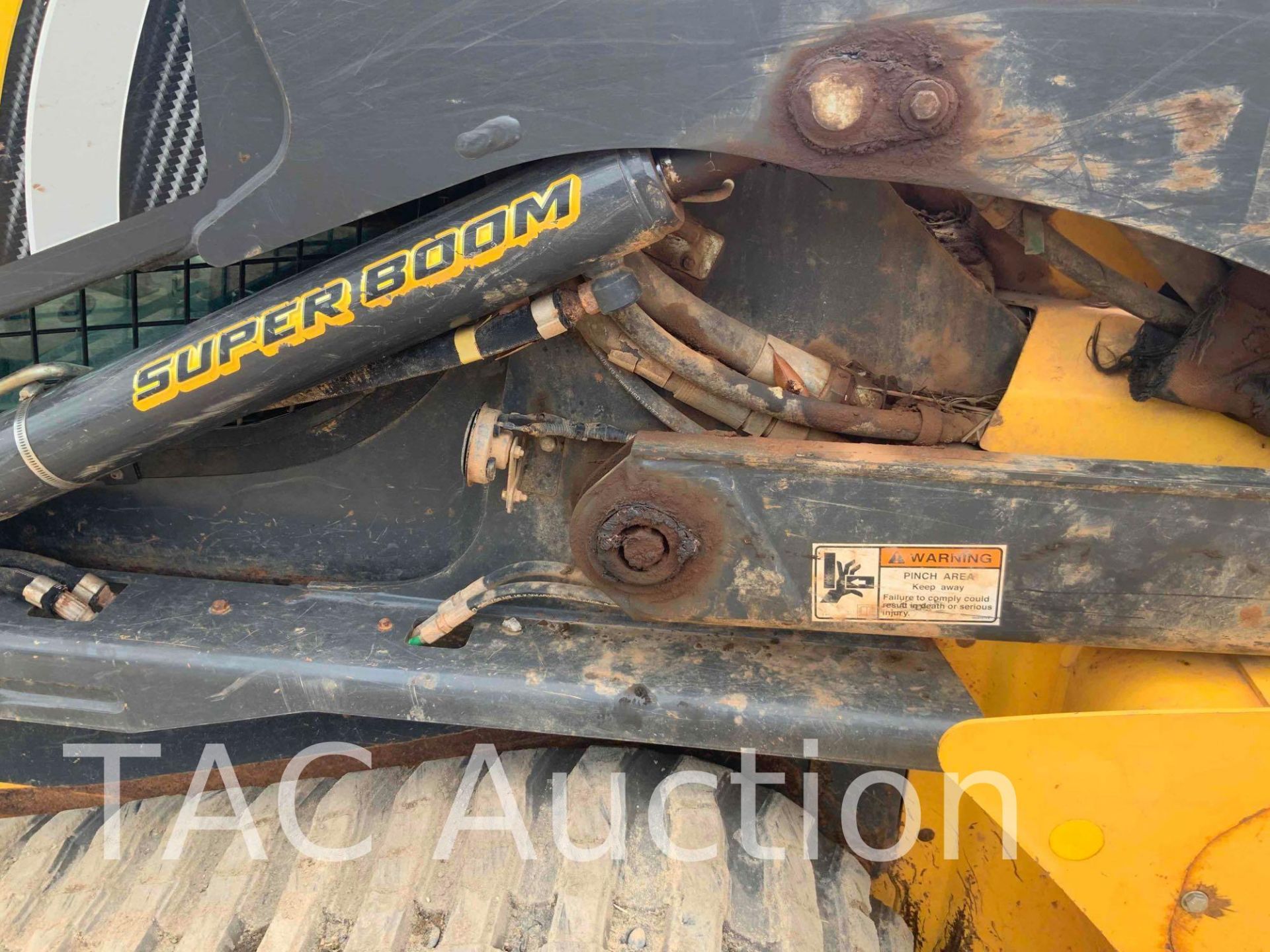 2019 New Holland C245 Skid Steer - Image 22 of 42