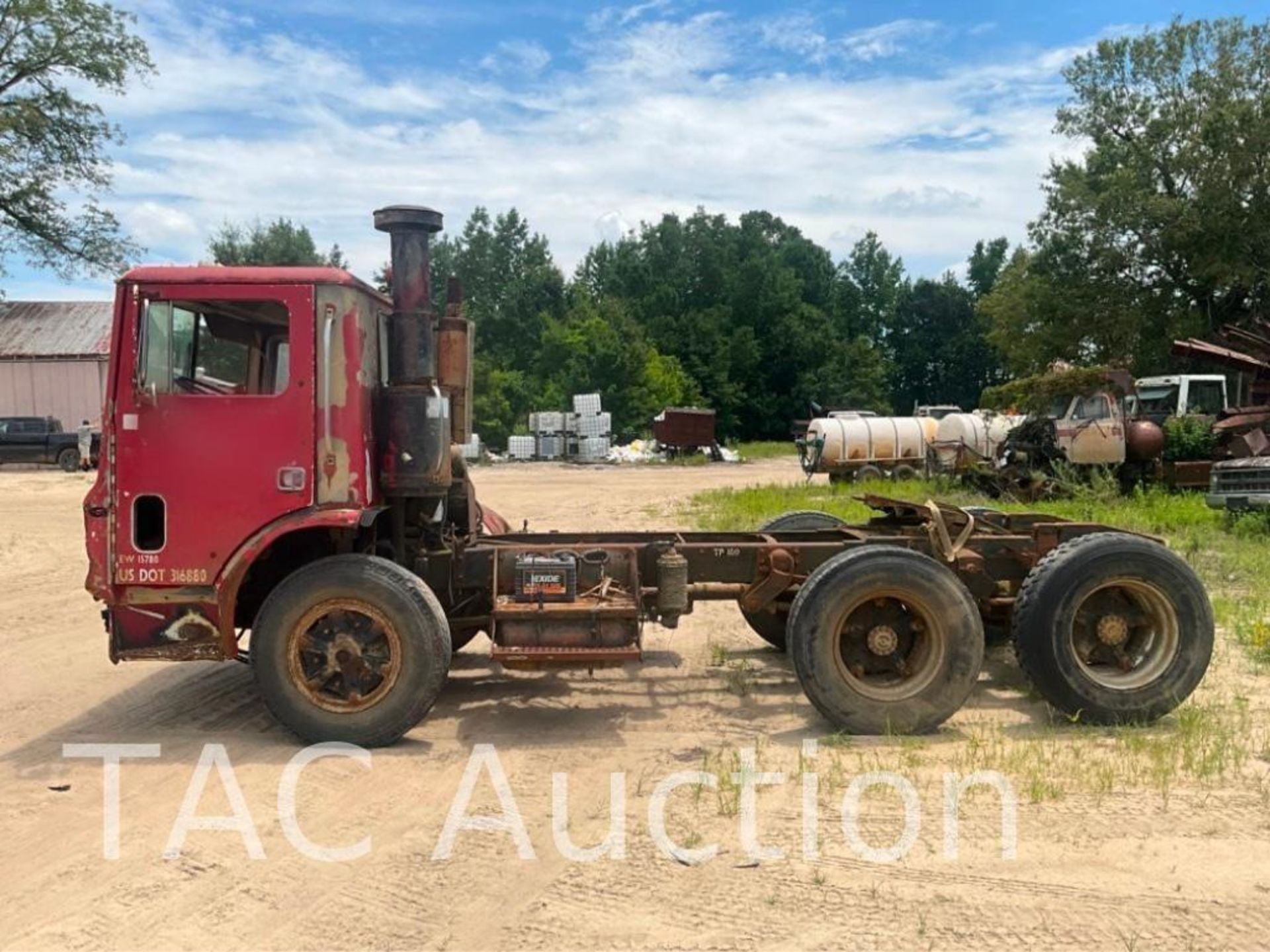 1985 Mack MC686S Truck - Image 7 of 39