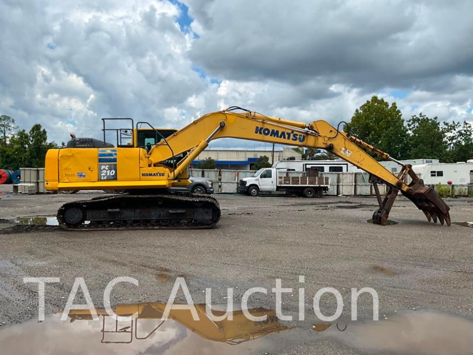 2013 Komatsu PC210LC-10 Crawler Excavator - Image 6 of 53