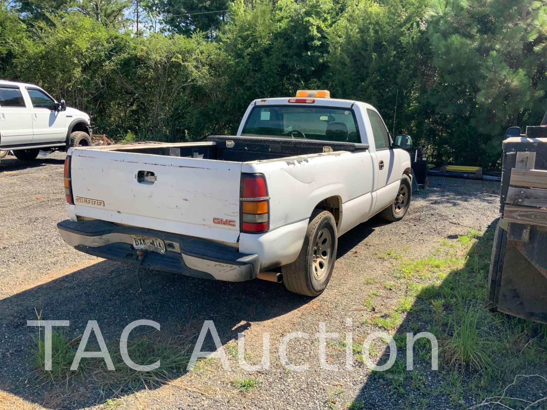 2006 GMC Sierra 1500 Pickup Truck - Image 5 of 32