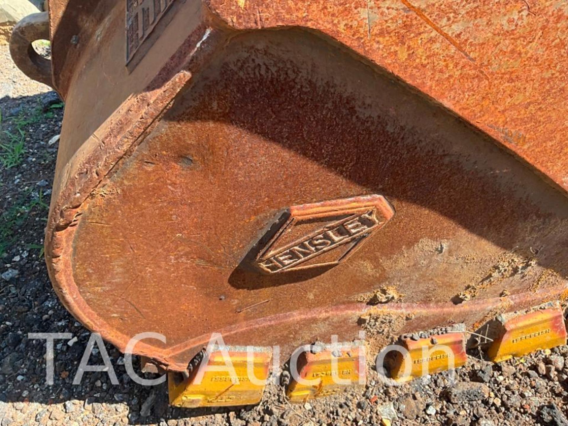 Hensley 48in Excavator Tooth Bucket - Image 4 of 5