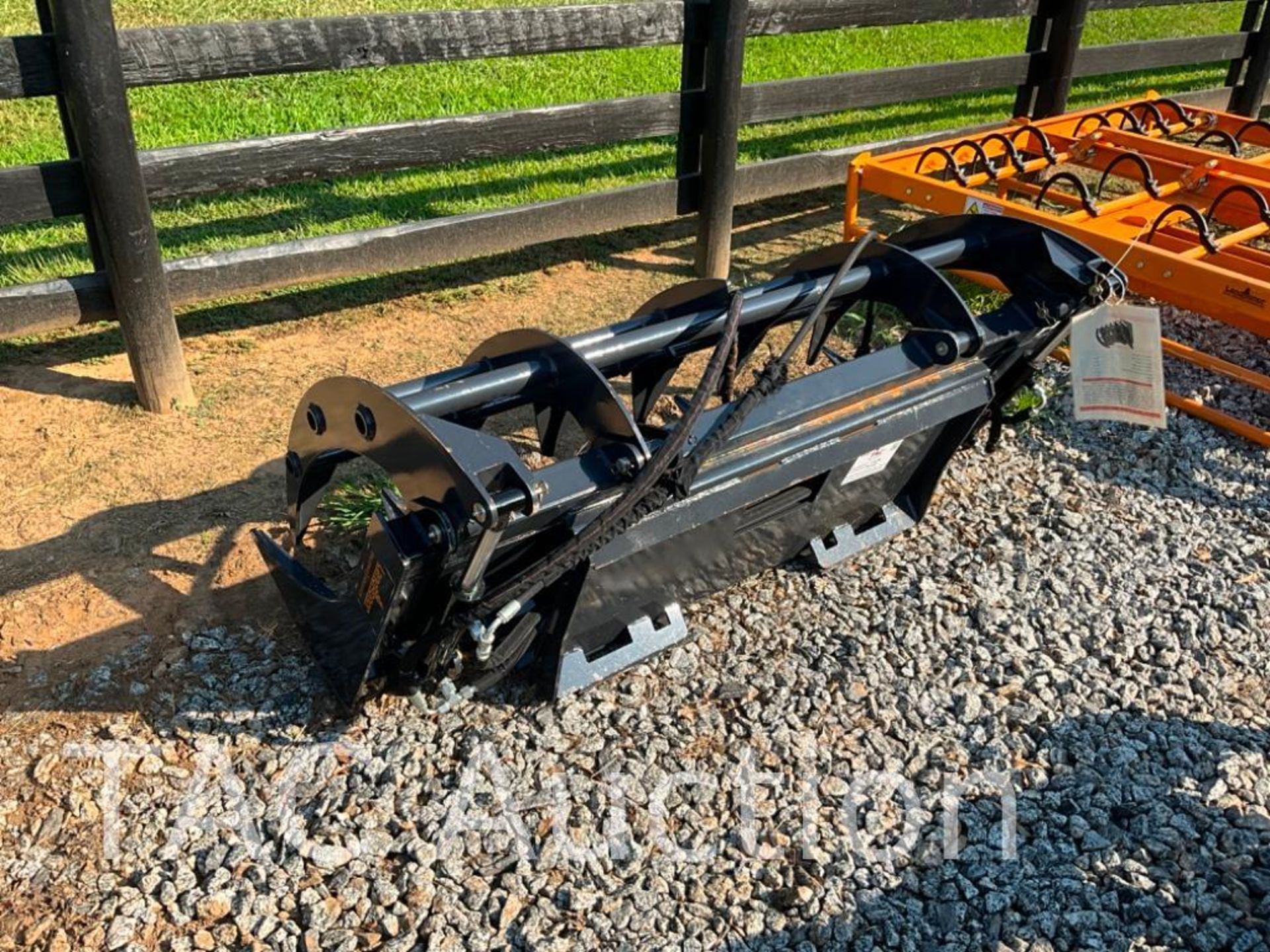 New 2023 LANDHONOR 72in Grapple Rake Skid Steer Attachment - Image 3 of 6