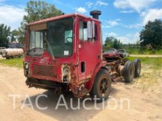 1985 Mack MC686S Truck