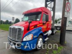 2017 Freightliner Cascadia Sleeper Truck