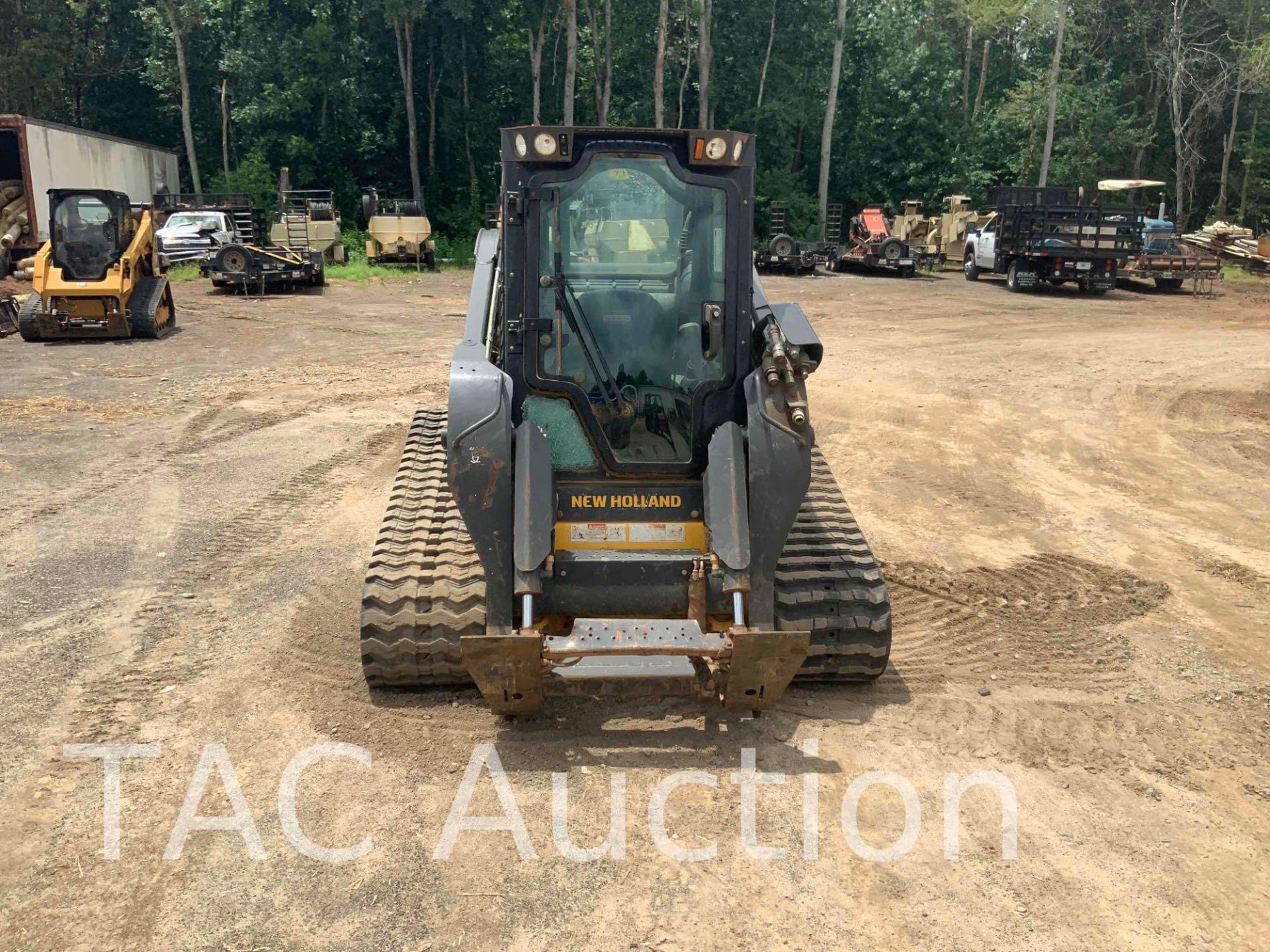 2019 New Holland C245 Skid Steer - Image 8 of 42