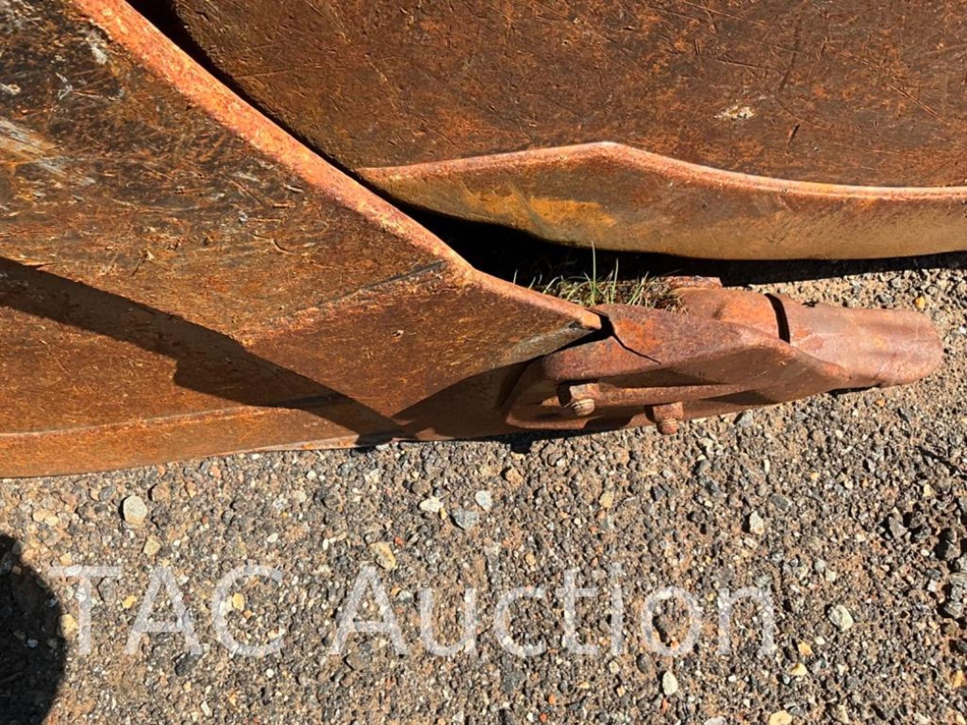 John Deere 180G 48in Excavator Bucket