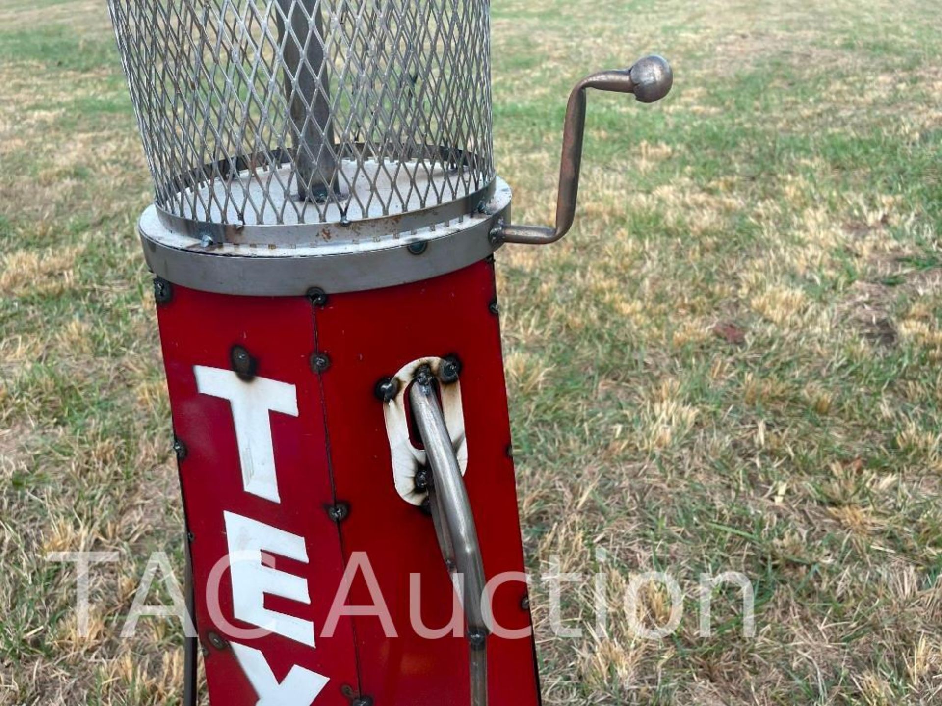 Metal Texaco Gas Pump Yard Art - Image 4 of 5