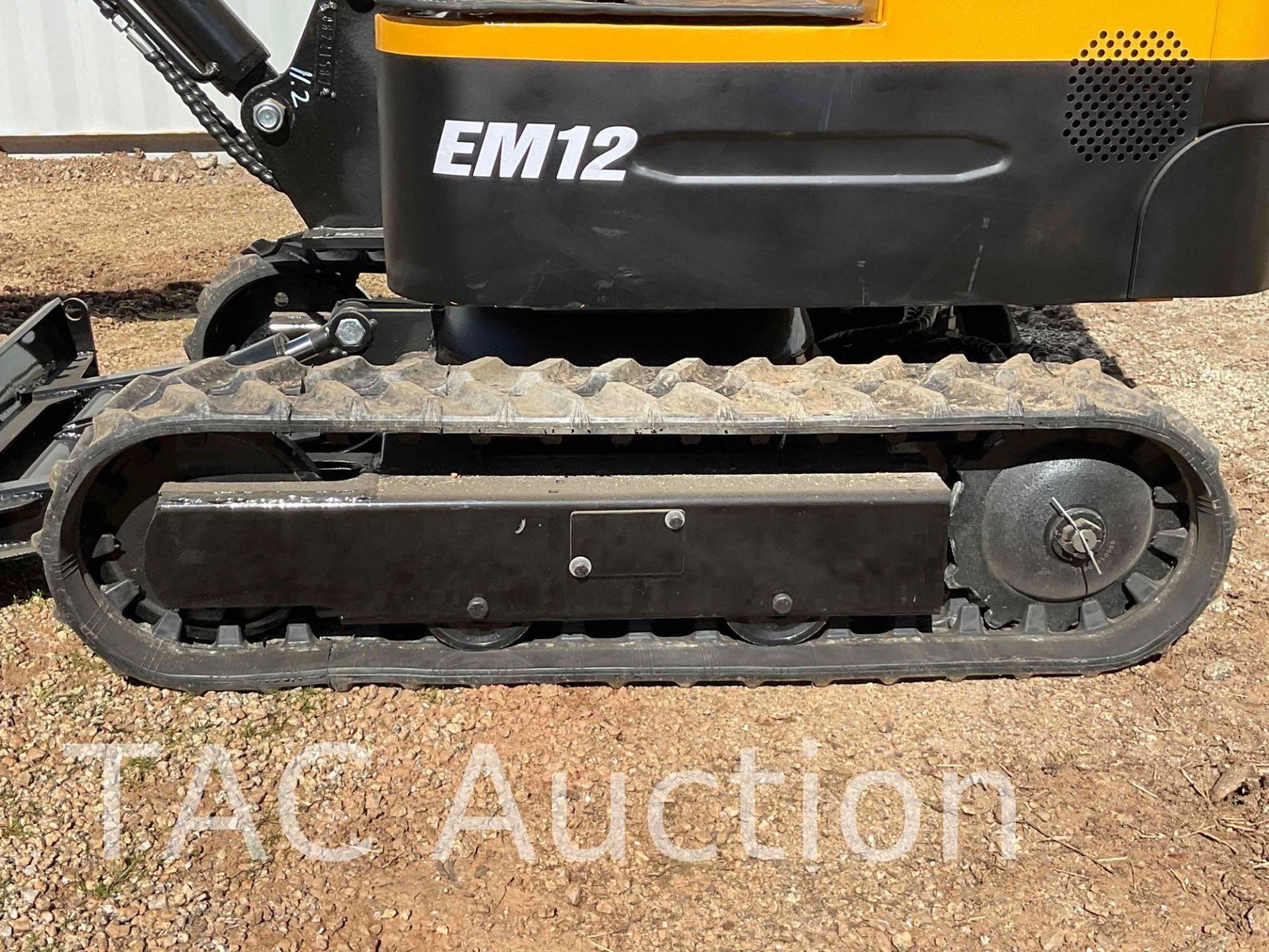 New/Unused 2023 Diggit EM12 Mini Excavator - Image 21 of 26