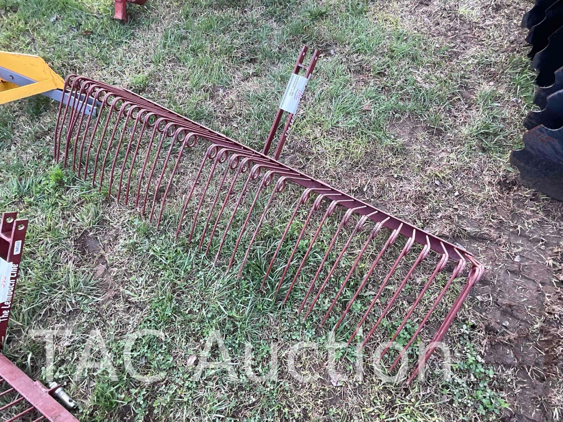 6ft Arena Rake - Image 2 of 3