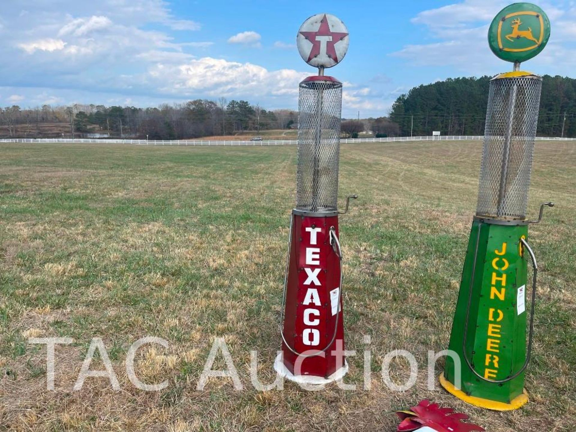 Metal Texaco Gas Pump Yard Art - Image 5 of 5