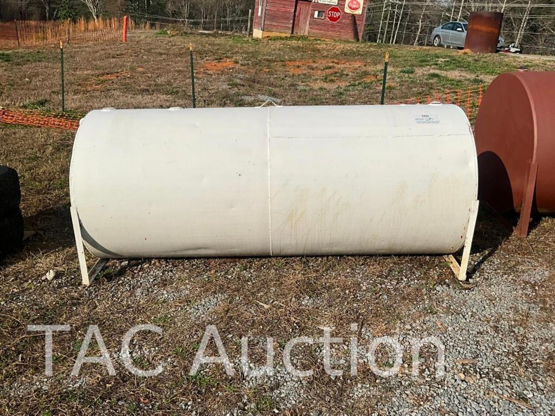 575 Gallon Above Ground Fuel Tank - Image 2 of 9