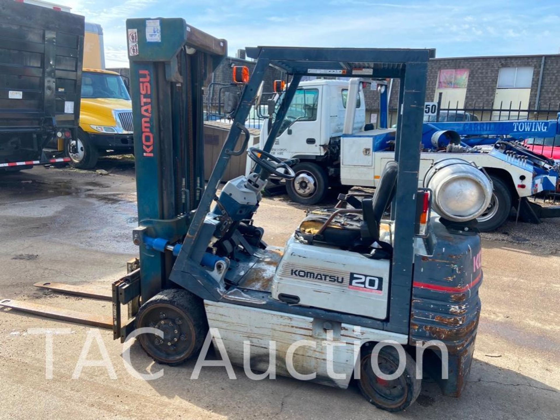 2000 Komatsu FG 20ST 11 Forklift - Image 2 of 43