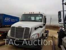 2015 Freightliner Cascadia 125 Day Cab