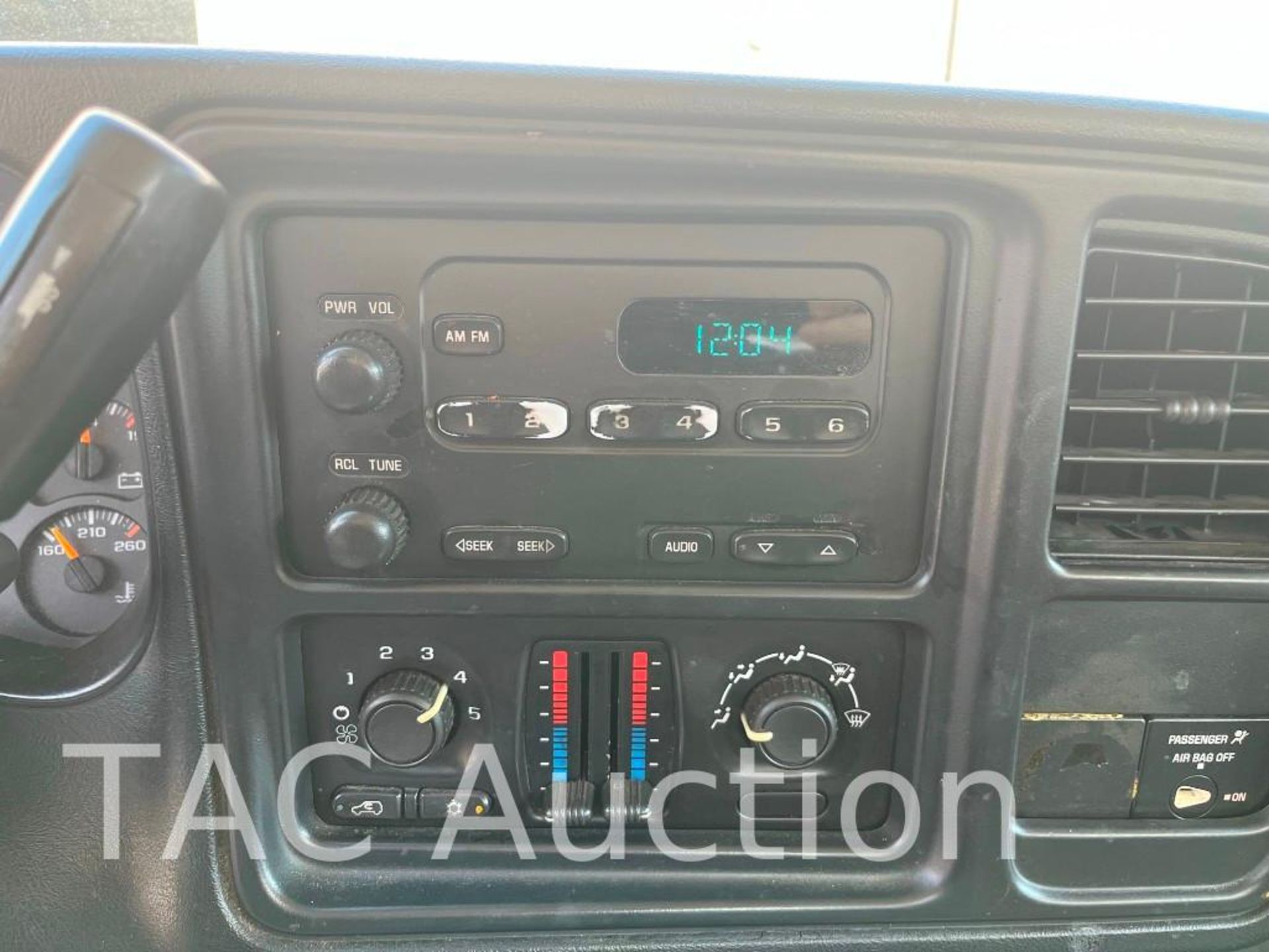 2007 Chevrolet Silverado 2500HD Service Truck - Image 23 of 41