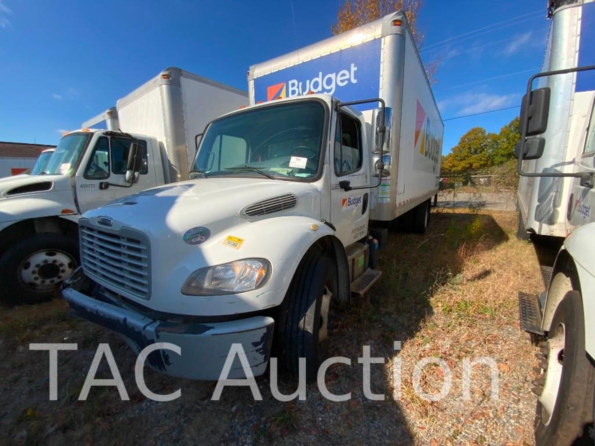 2016 Freightliner M2 26ft Box Truck