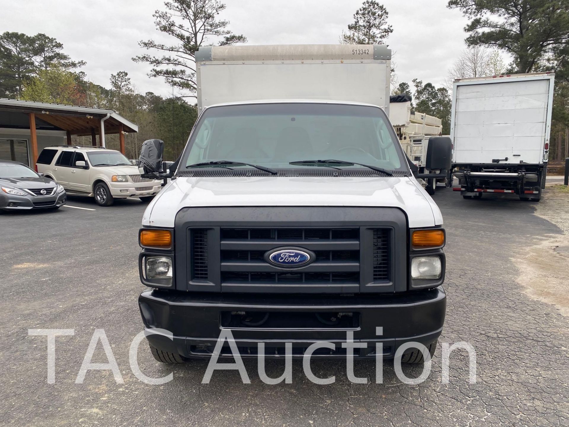 2015 Ford Econoline E-350 12ft Box Truck - Image 2 of 52