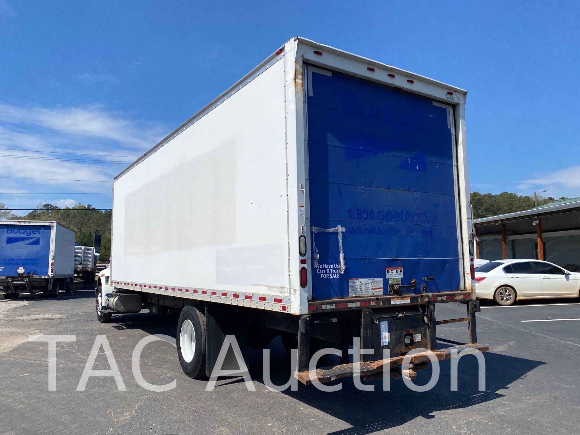 2017 International Durastar 4300 26ft Box Truck - Image 6 of 64