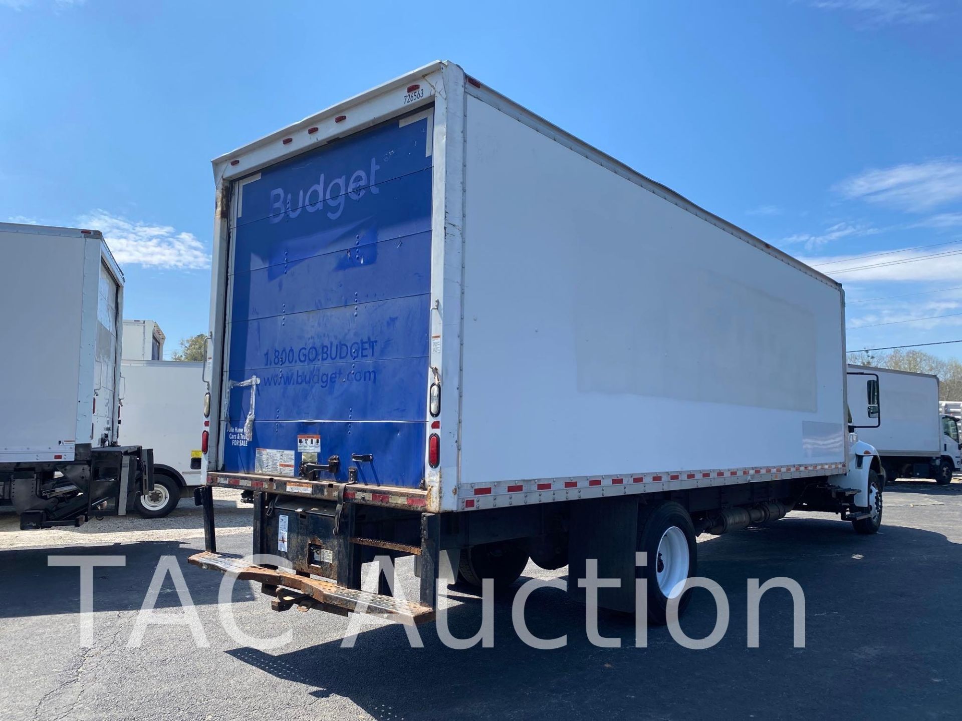 2017 International Durastar 4300 26ft Box Truck - Image 4 of 64