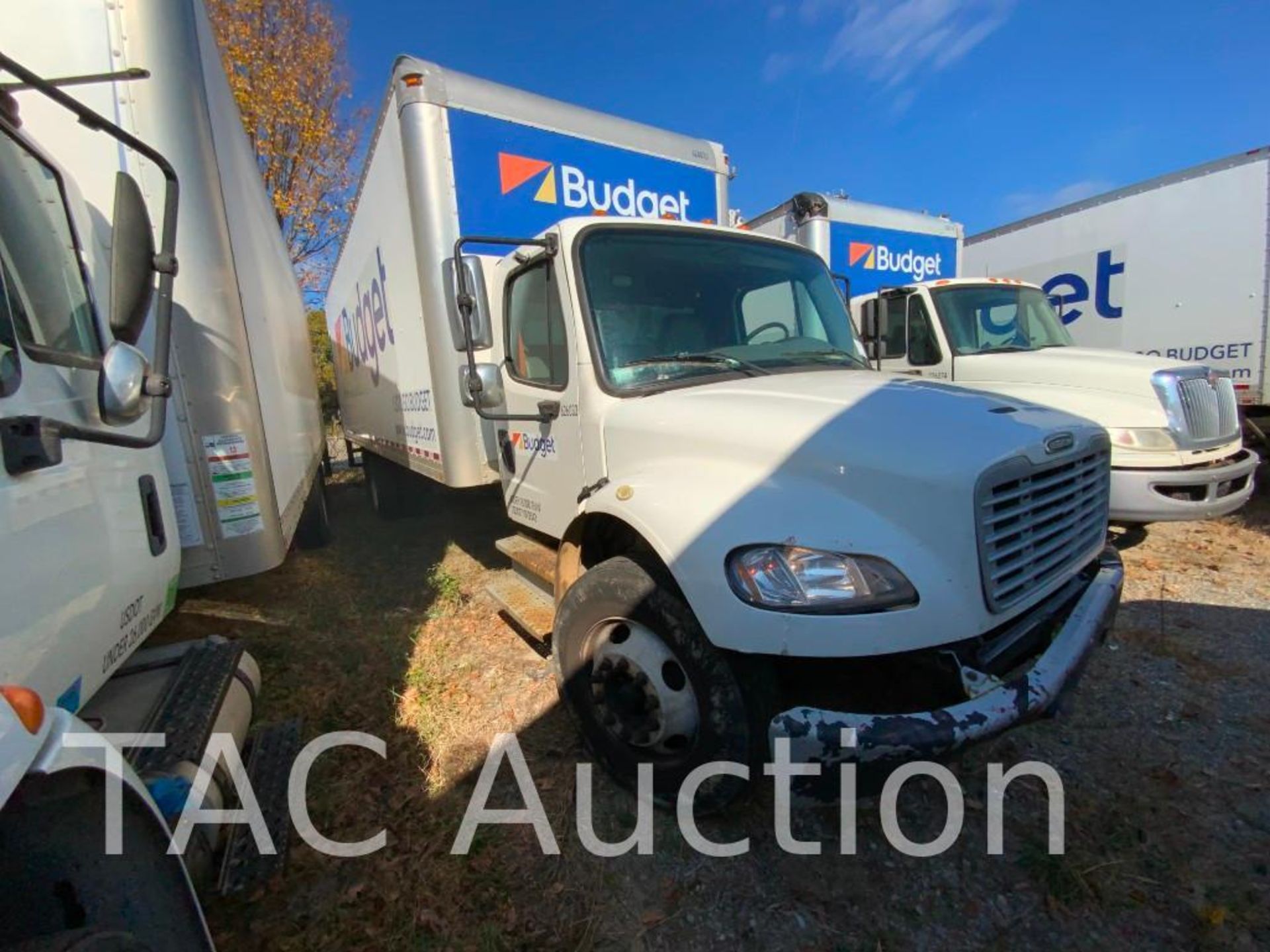 2016 Freightliner M2 26ft Box Truck - Image 3 of 56